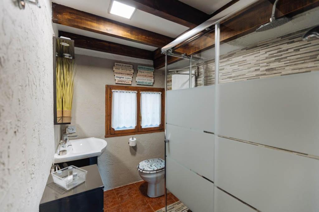 Apartamentos El Coritu Nieda ภายนอก รูปภาพ