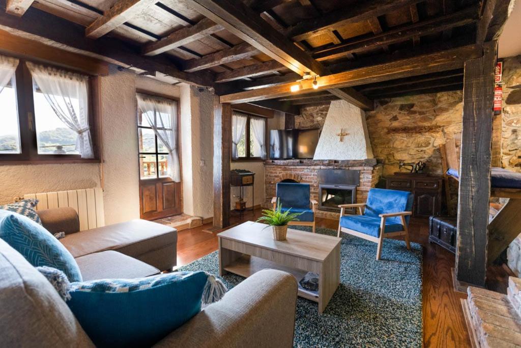Apartamentos El Coritu Nieda ภายนอก รูปภาพ