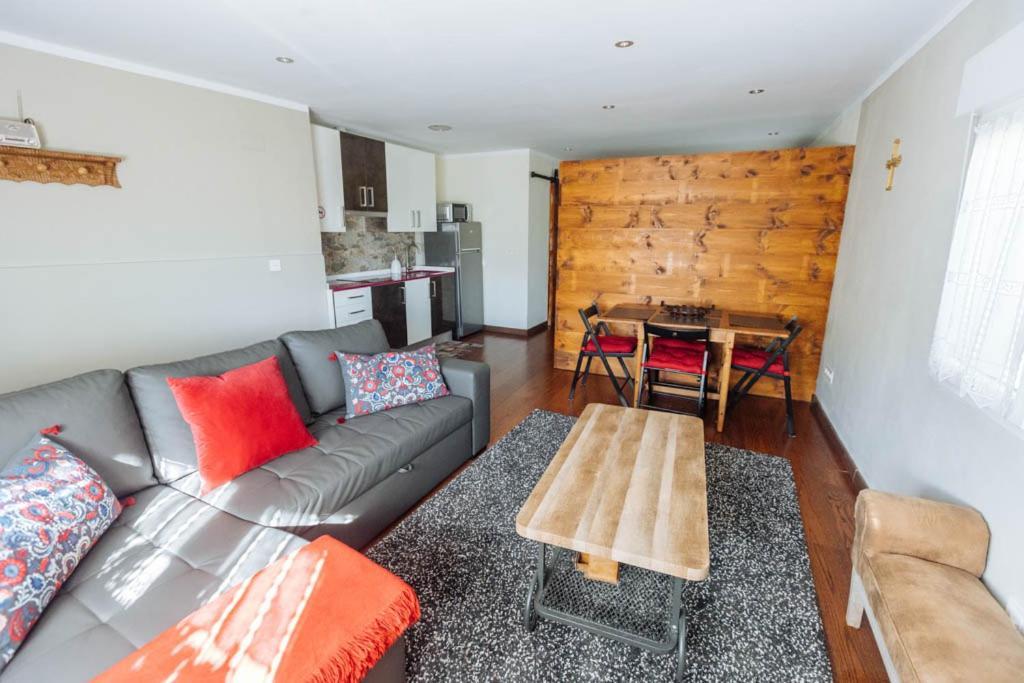Apartamentos El Coritu Nieda ภายนอก รูปภาพ